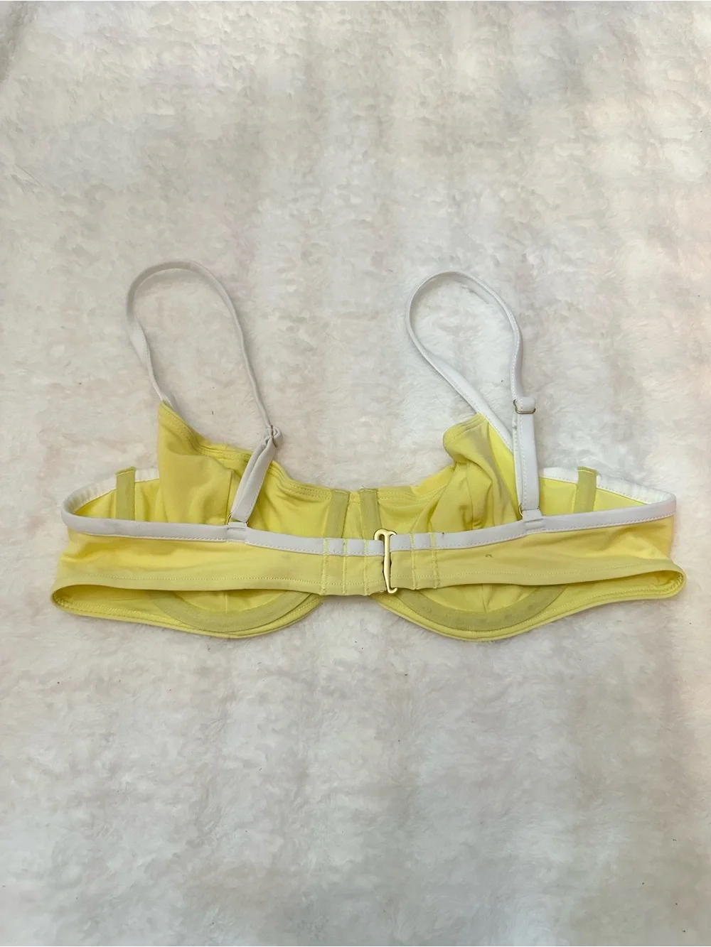 New! Frankie's Bikinis Popcorn Yellow Underwire Bikini Top Medium 39209